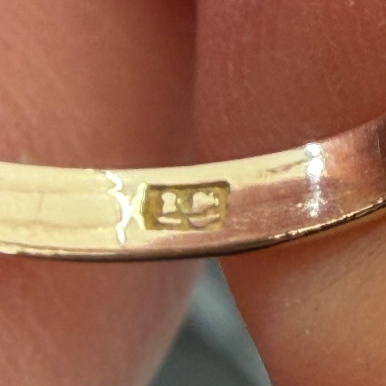 アンティーク ジュエリー イギリス K18 アンティークリング オールドマインカットダイヤモンド 約1ct 3石 トリロジー ベルチャーセッティング 1800年代後半 DR00740 Daisy Ring