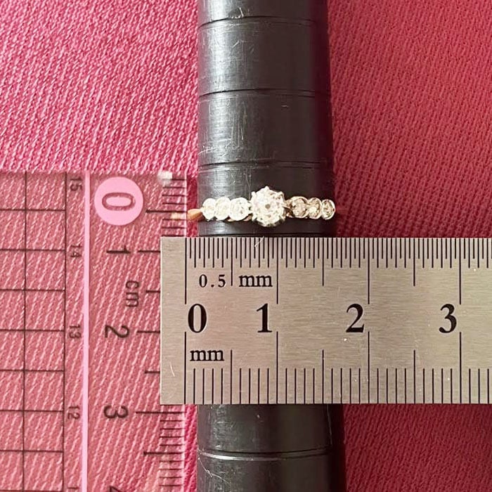 イギリス アンティークジュエリー 7stone オールドカット オールドマインカット ダイヤモンド シンプル デザイン K18 ゴールド コンビカラー リング 1800後〜1900初頃 DR00638