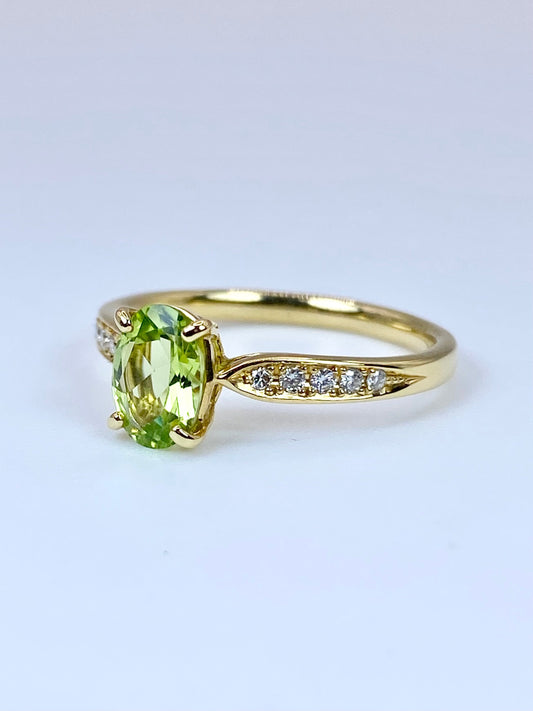 ペリドット 0.74ct / ダイヤモンド 計0.08ct K18 リング 11号【リフレッシュメント(新品仕上げ・補修・洗浄等済)】【3日以内返品可(※カード/キャリア決済の場合)】