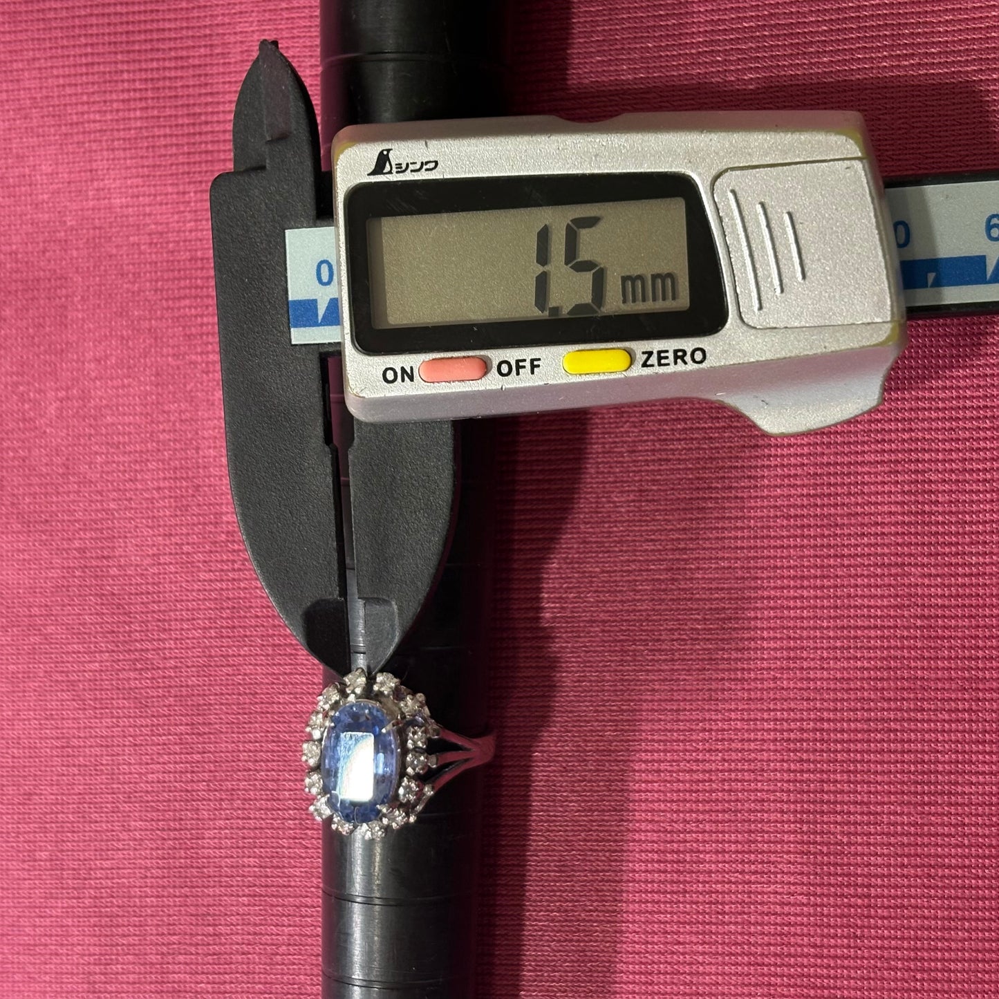 Pt900 昭和ザマスリング 非加熱ブルーサファイヤ 3.903ct ダイヤモンド0.35 〜遥か遠き氷の国のご令嬢リング〜OKR00249