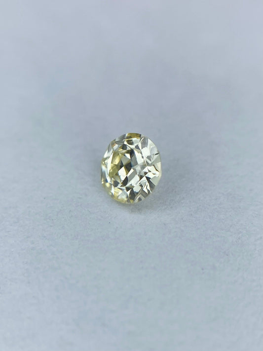 底面にスターが浮かぶ★ 特殊カットダイヤモンド 0.154ct ルース中央宝石研究所ソーティング付 2枚目