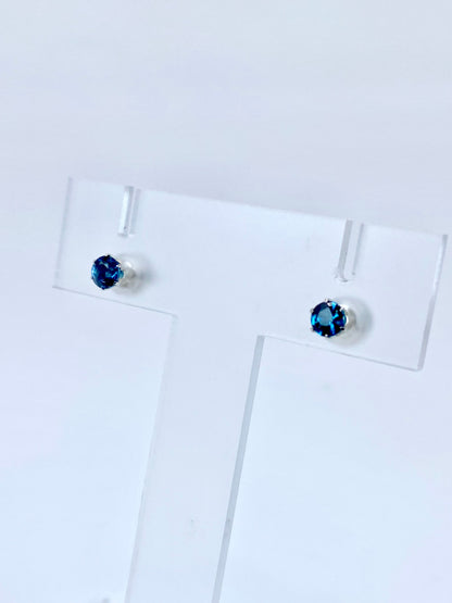 【新品】インディコライト 0.30/0.21ct Pt900 ピアス【新品】