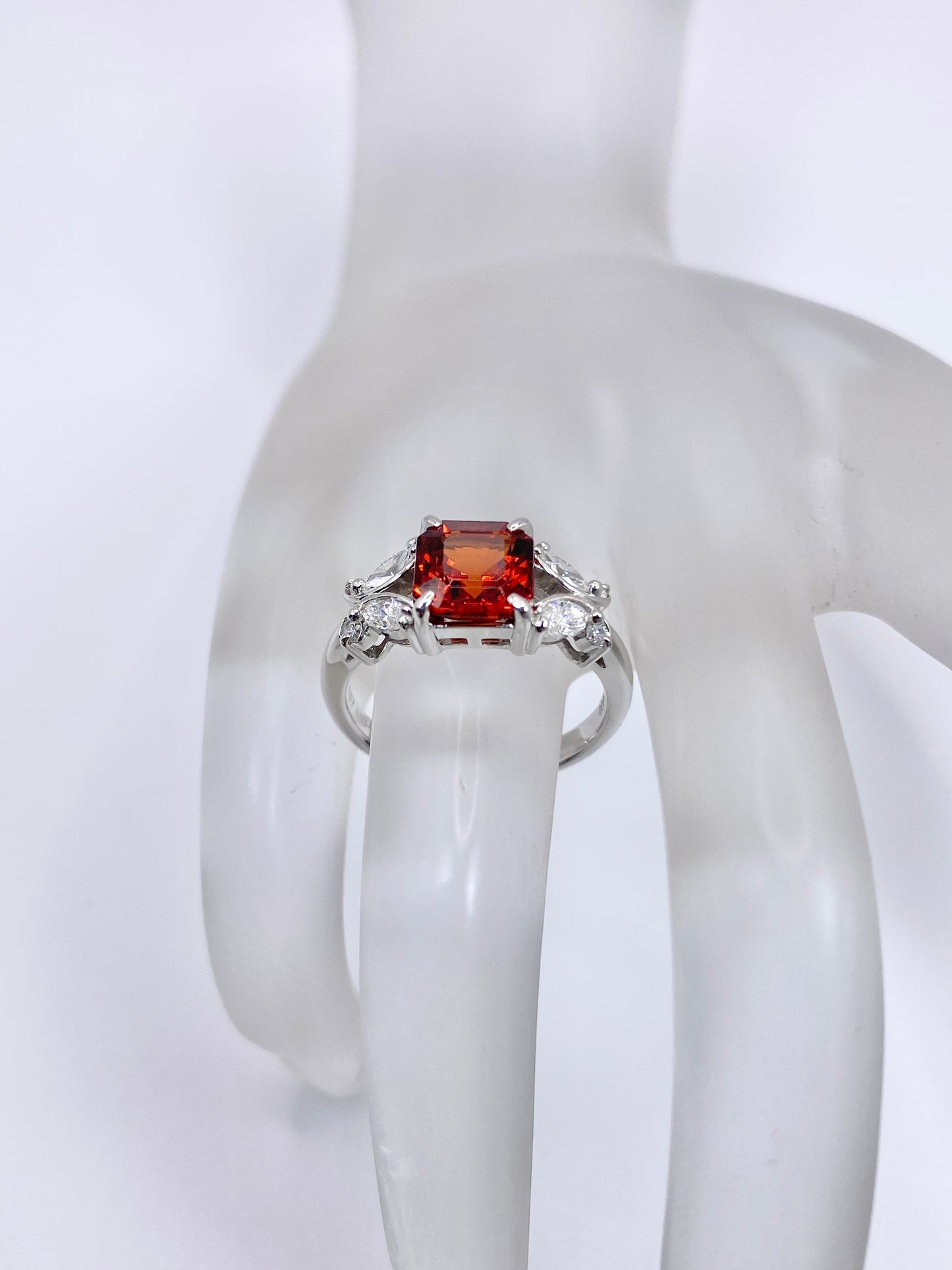 スペサルティンガーネット 2.437ct / ダイヤモンド 計0.37ct Pt900 リング 12.5号【リフレッシュメント(新品仕上げ・補修・洗浄等済)】【3日以内返品可（※カード/キャリア決済の場合）】
