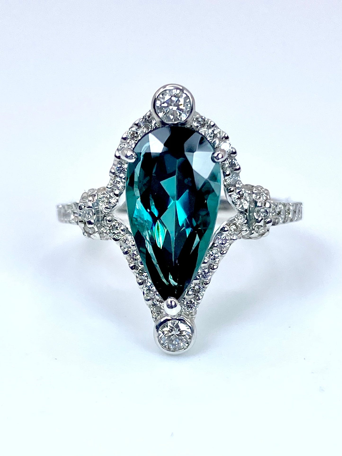 トルマリン 2.98ct / ダイヤモンド 計0.51ct Pt950リング 12号【リフレッシュメント(新品仕上げ・補修・洗浄等済)】【3日以内返品可（※カード/キャリア決済の場合）】