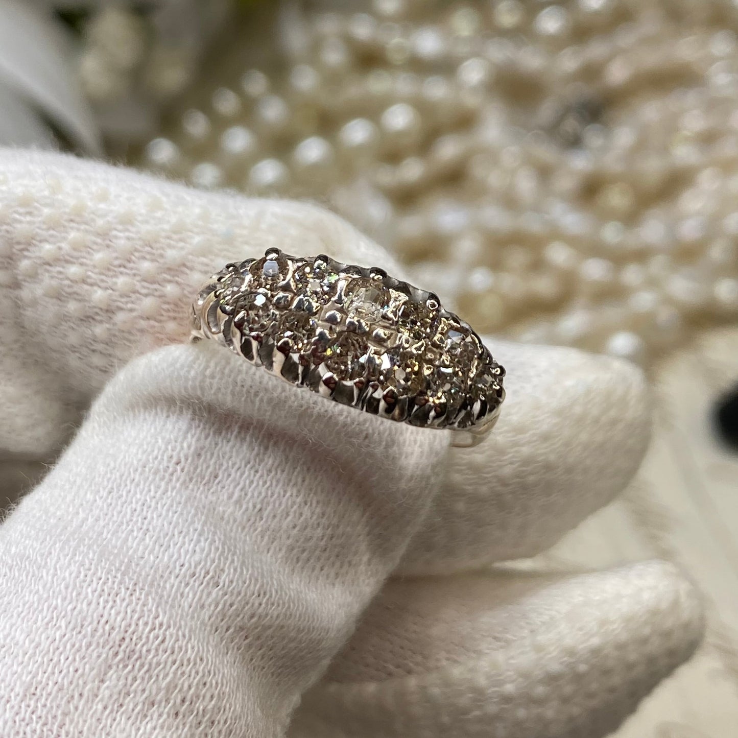 アンティークジュエリー イギリス アンティークリング 貴重な2列のオールドヨーロピアンカットダイヤモンド 9ct（X線）DR00432