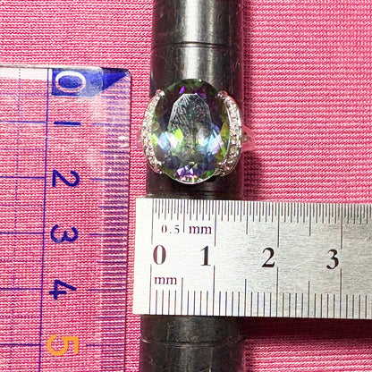 ヴィンテージジュエリー シルバーカラー ホワイトゴールド  K18WG ミスティックトパーズ 11.695ct  ダイヤモンド 0.10ct  OKR00248