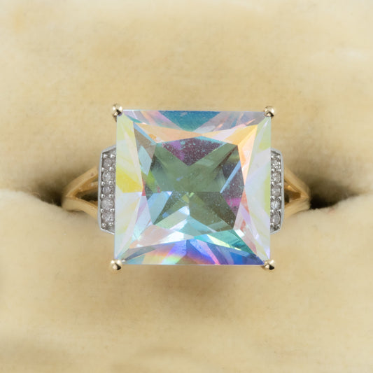 イギリス ヴィンテージ ジュエリー K9 ミスティックトパーズ ダイヤモンド K10 ゴールド コンビカラー モダンシンプルデザイン リング 〜シンプルでモダンアートの様な佇まい〜　DR00632