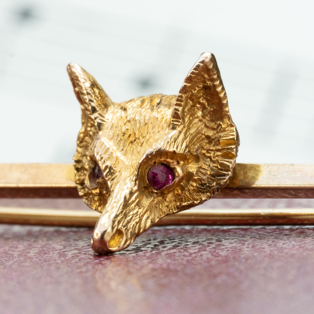 イギリス アンティーク ジュエリー K9 ルビー キツネ FOX デザイン ブローチ DBR00143