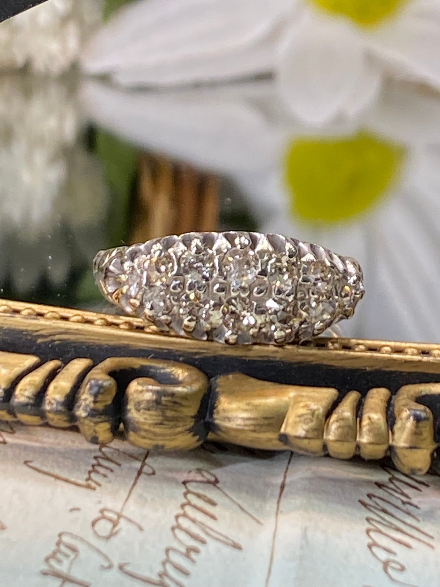 アンティークジュエリー イギリス アンティークリング 貴重な2列のオールドヨーロピアンカットダイヤモンド 9ct（X線）DR00432