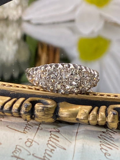 アンティークジュエリー イギリス アンティークリング 貴重な2列のオールドヨーロピアンカットダイヤモンド 9ct（X線）DR00432