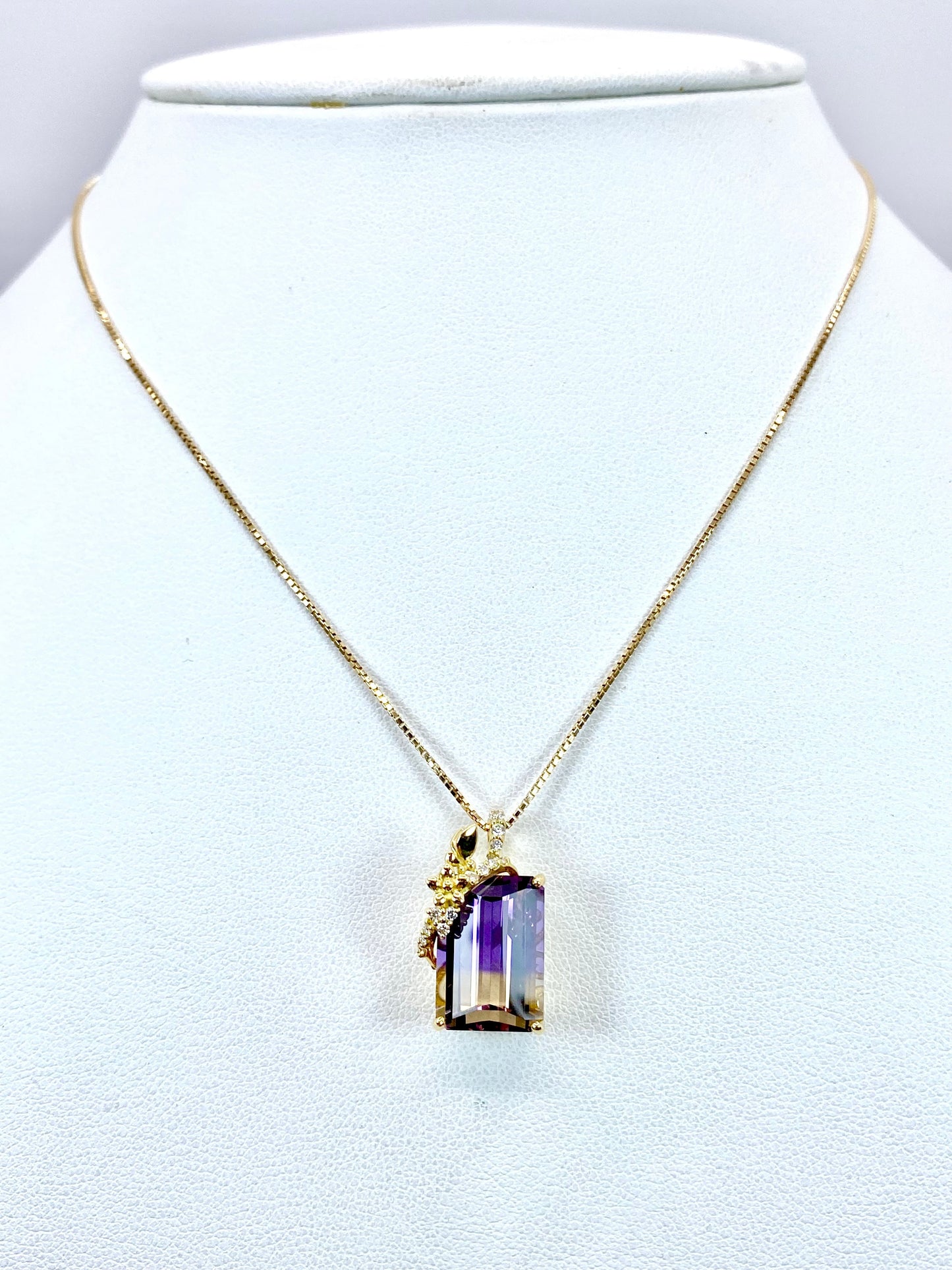 アメトリン 7.61ct / ダイヤモンド 計0.10ct K18 ネックレス【リフレッシュメント(新品仕上げ・補修・洗浄等済)】【3日以内返品可（※カード/キャリア決済の場合）】