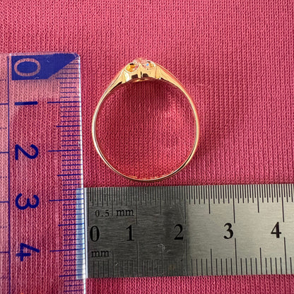イギリスアンティーク ジュエリー K18 オールドマインカットダイヤモンド 約0.5ct ベルチャーセッティング 1905年製 バーミンガム 彫り装飾 ゴールド リング DR00776  Daisy Ring