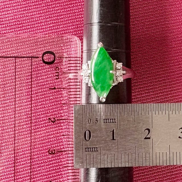昭和レトロ デザイン 翡翠 ダイヤ リング ヴィンテージ  Pm850 昭和ジュエリー MR00771