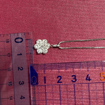 Pt900 ダイヤモンド1.02ct フラワー クラスター ペンダント トップ チャーム ヴィンテージ 小花デザイン 上品な輝き MOP00239
