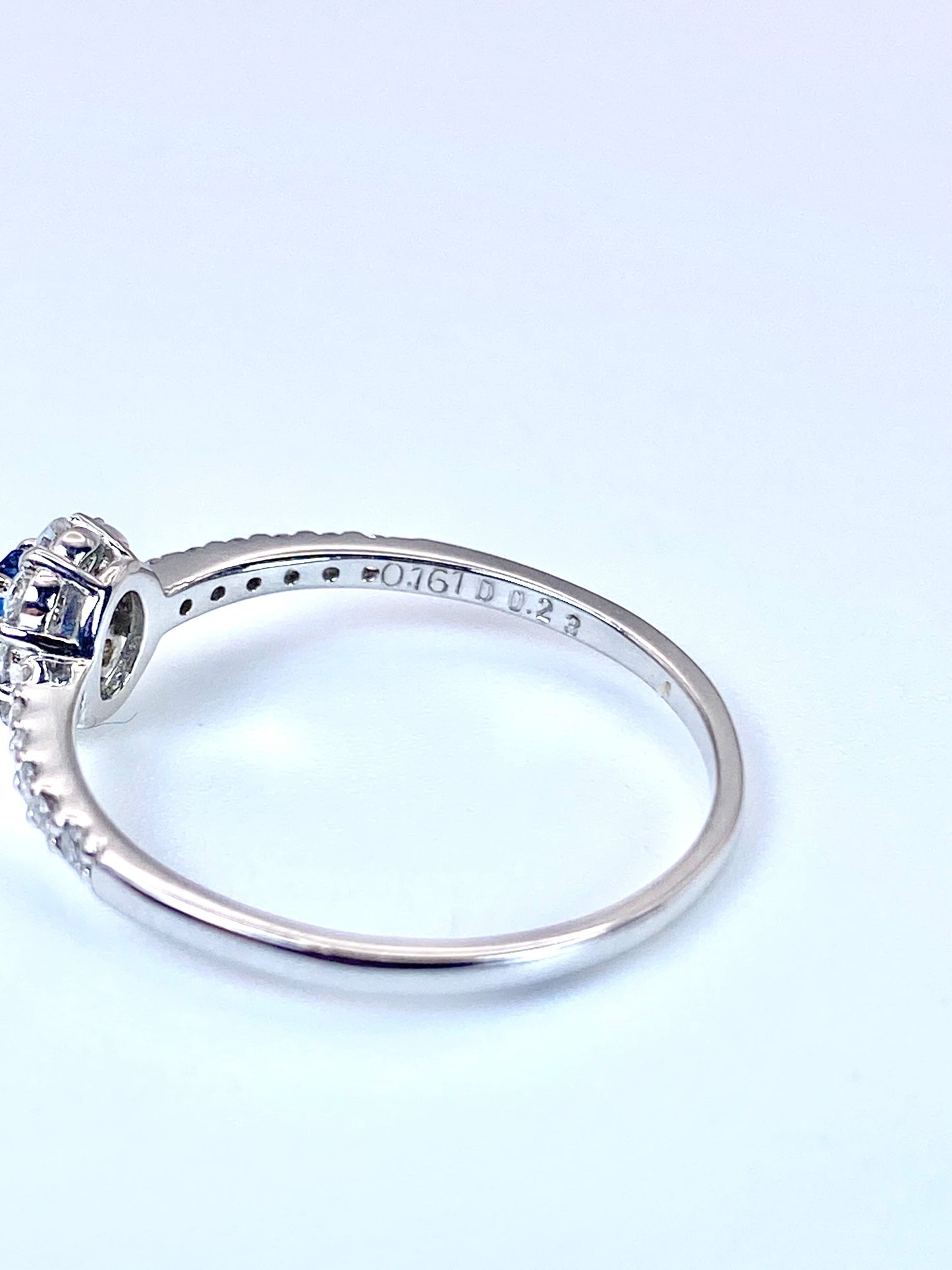 【新品】ガーナイト 0.161ct / ダイヤモンド 計0.23ct Pt900 リング【3日以内返品可（※カード/キャリア決済の場合）】