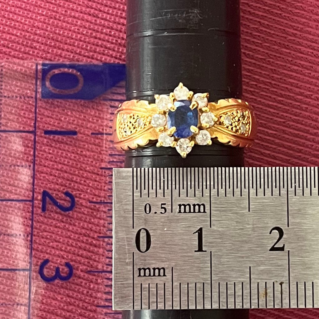 K18 サファイア0.40ct × ダイヤモンド0.43ct リング 〜気品あふれるブルーのきらめき〜OKR00155