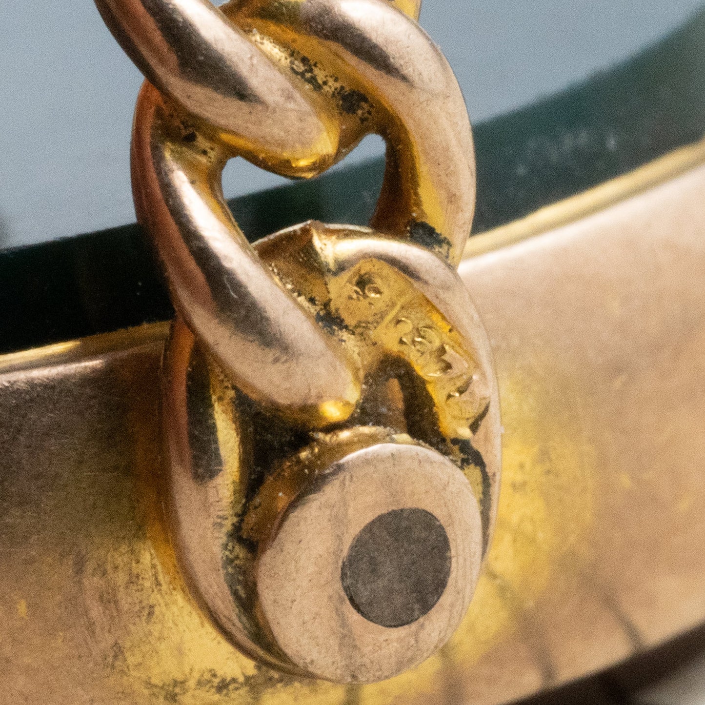 アンティークジュエリー イギリス アンティーク 回転式 フォブ ペンダント トップ K9 天然アゲート ブラットストーン 1899年  DP00096