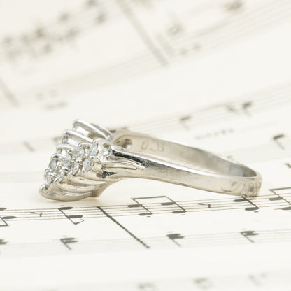 昭和ジュエリー ダイヤモンド リング Pt900 0.26ct ヴィンテージ 昭和レトロ V字デザイン 指輪 プラチナ OKR00206