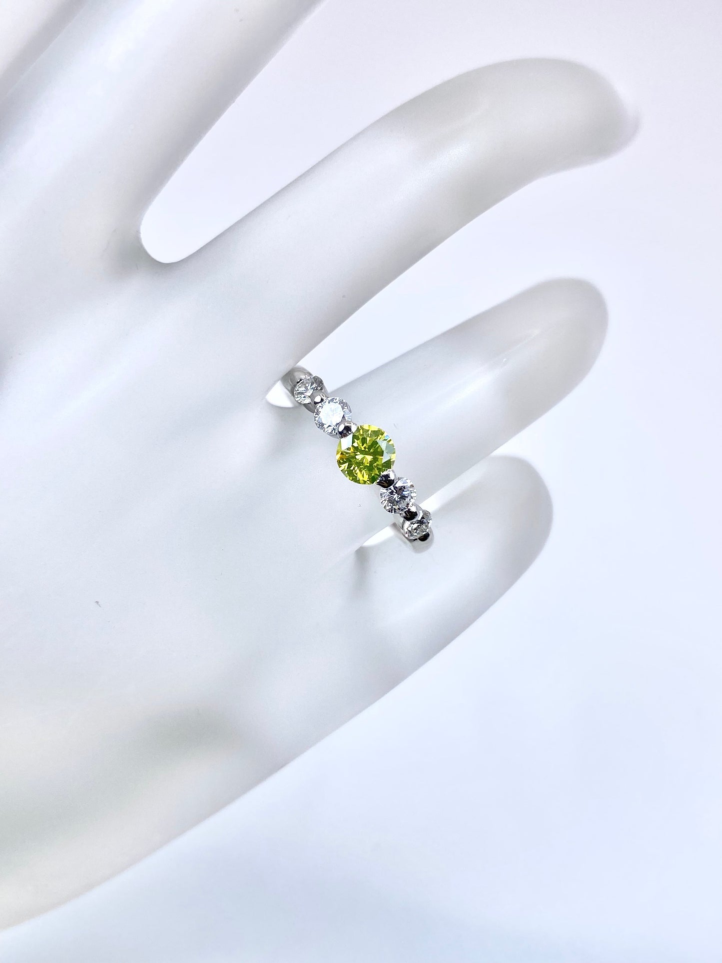 ダイヤモンド（トリート） 0.361ct / ダイヤモンド 計0.353ct Pt900 リング 11号【リフレッシュメント(新品仕上げ・補修・洗浄等済)】【3日以内返品可（※カード/キャリア決済の場合）】