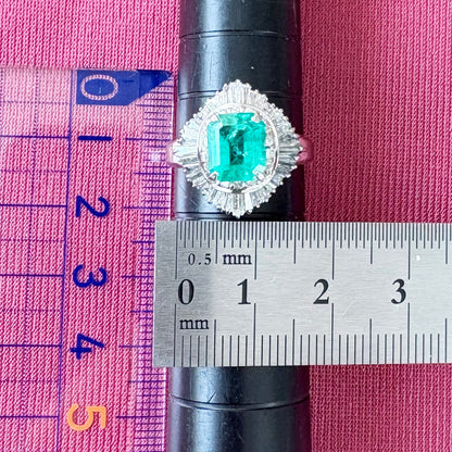 昭和ジュエリー エメラルド ダイヤモンド リング Pt900 1.79ct 1.4ct バレリーナセッティング ヴィンテージ 昭和レトロ MOR00698