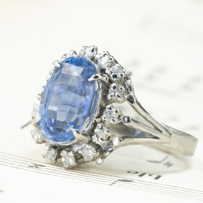Pt900 昭和ザマスリング 非加熱ブルーサファイヤ 3.903ct ダイヤモンド0.35   〜遥か遠き氷の国のご令嬢リング〜OKR00249