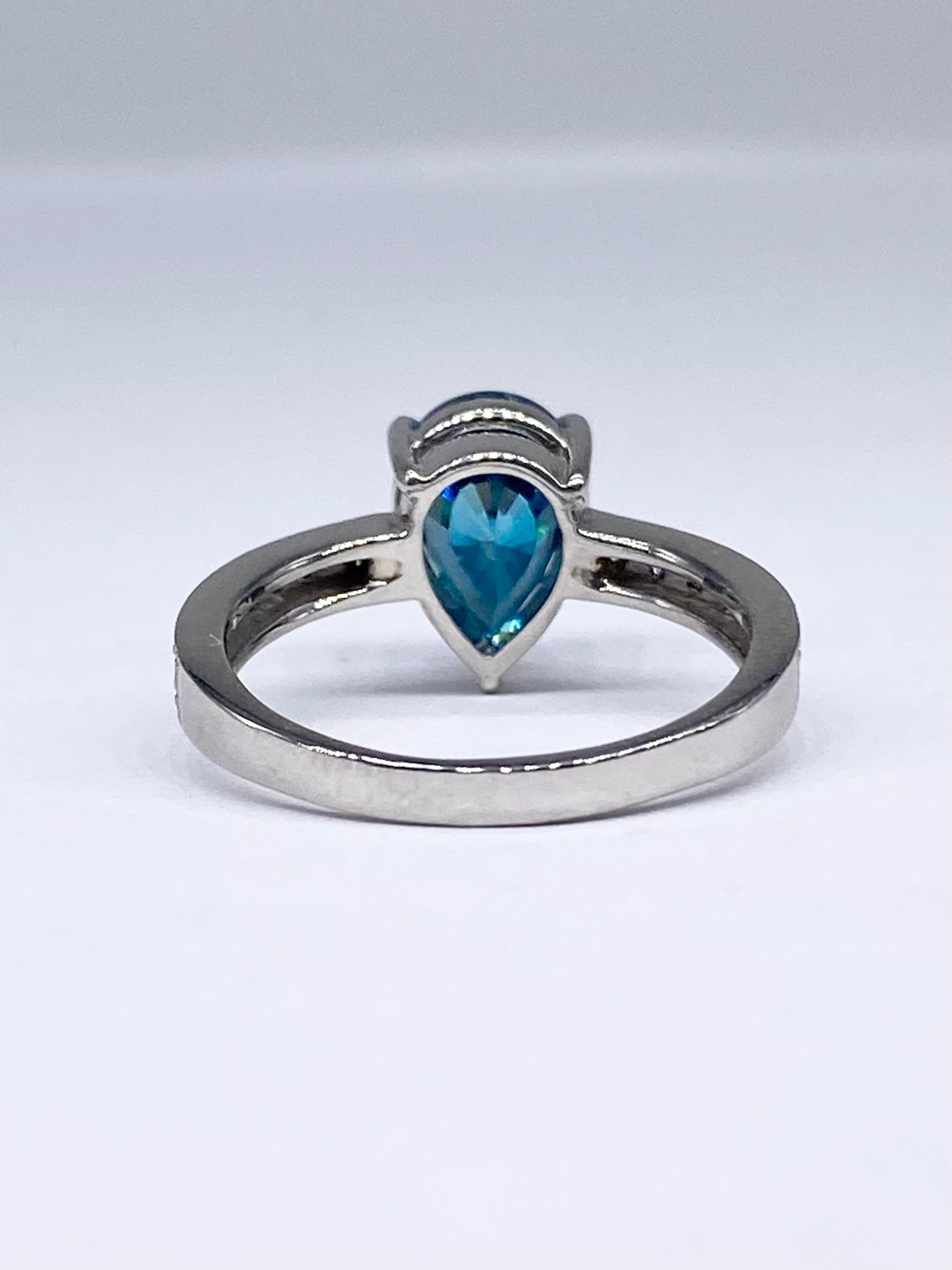 ブルージルコン 3.49ct / ダイヤモンド 計0.20ct Pt900 リング 12号リフレッシュメント新品仕上げ・補修・洗浄等済3日以内返品可※カード/キャリア決済の場合 6枚目