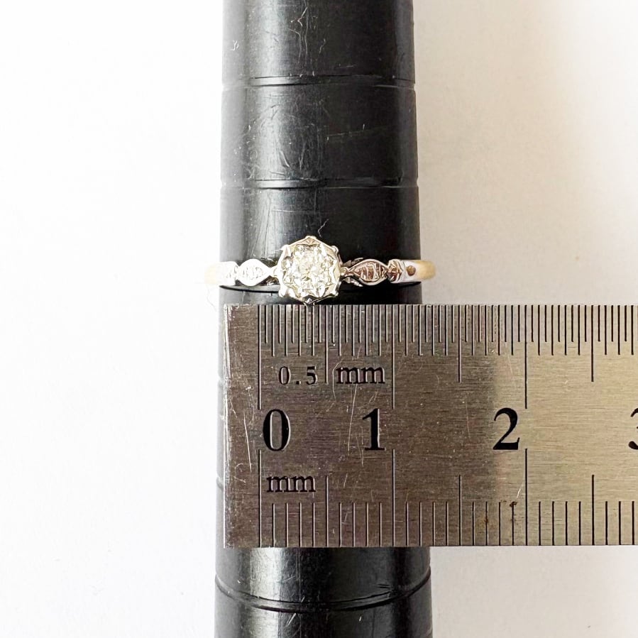 イギリス アンティークジュエリー  K18 Pt  コンビカラー  ラウンドブリリアントカット ダイヤモンド イリュージョンセット DR00754