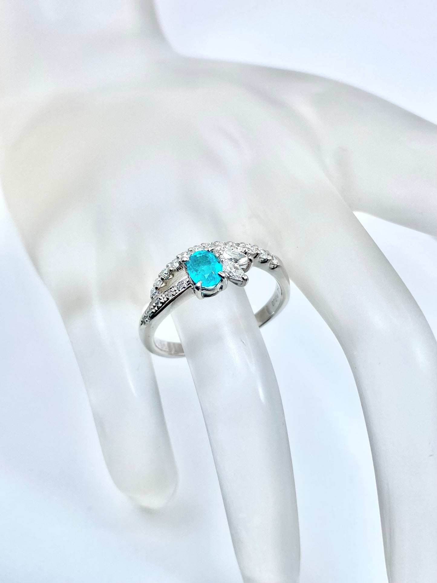 パライバトルマリン 0.384ct / ダイヤモンド 計0.36ct Pt900リング 17号【リフレッシュメント(新品仕上げ・補修・洗浄等済)】【3日以内返品可（※カード/キャリア決済の場合）】