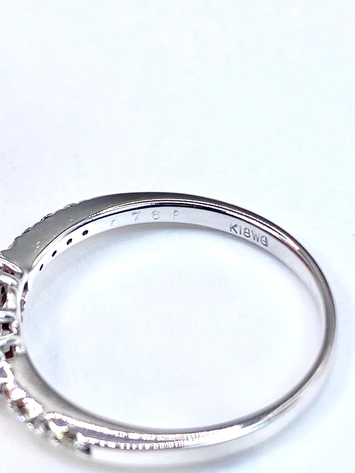 【スリランカ産】非加熱パパラチアサファイア 0.768ct / ダイヤモンド 計0.18ct K18WG リング 11号【リフレッシュメント(新品仕上げ・補修・洗浄等済)】
