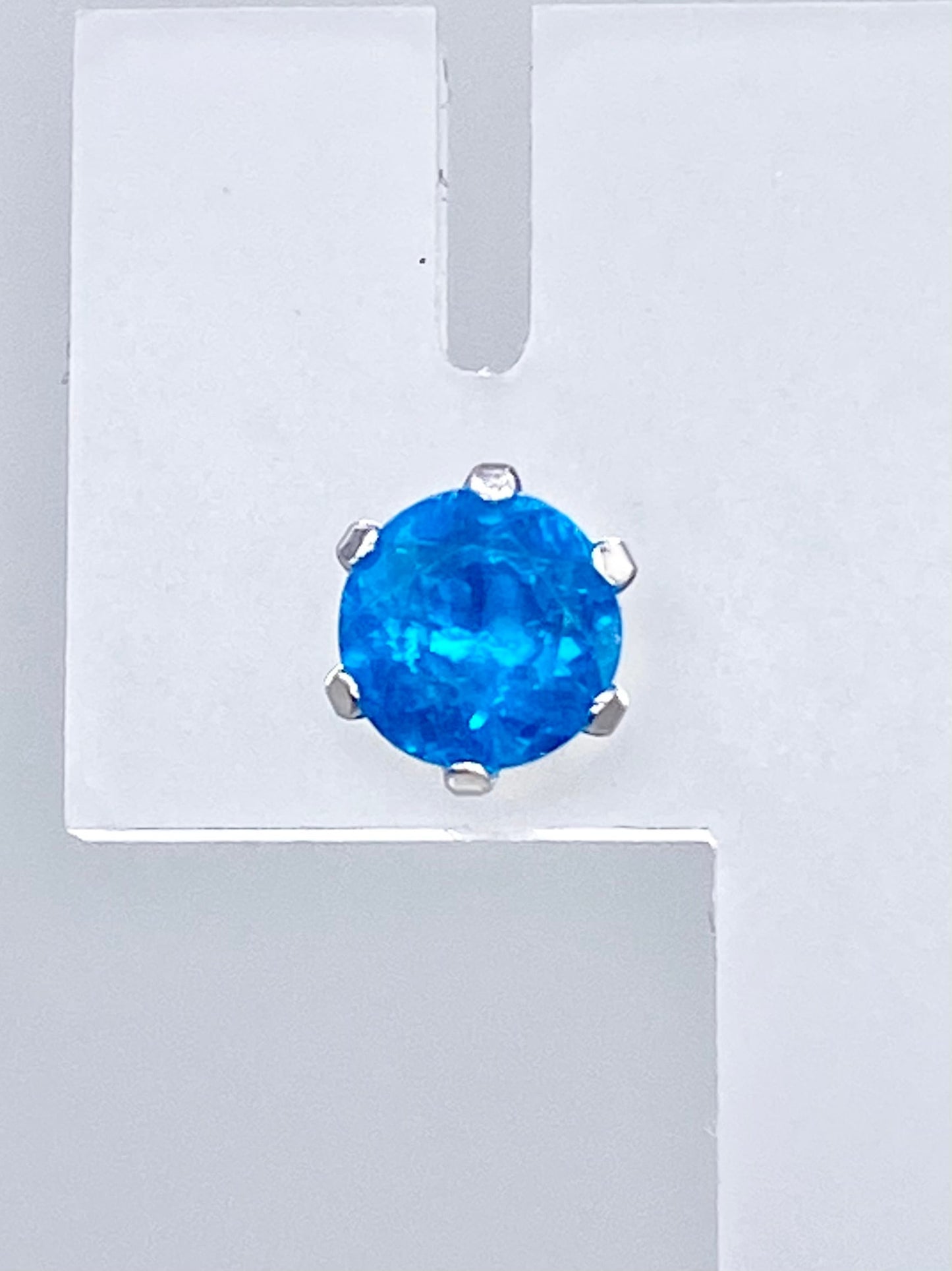 新品[A]アパタイト K10WG ピアス 5枚目