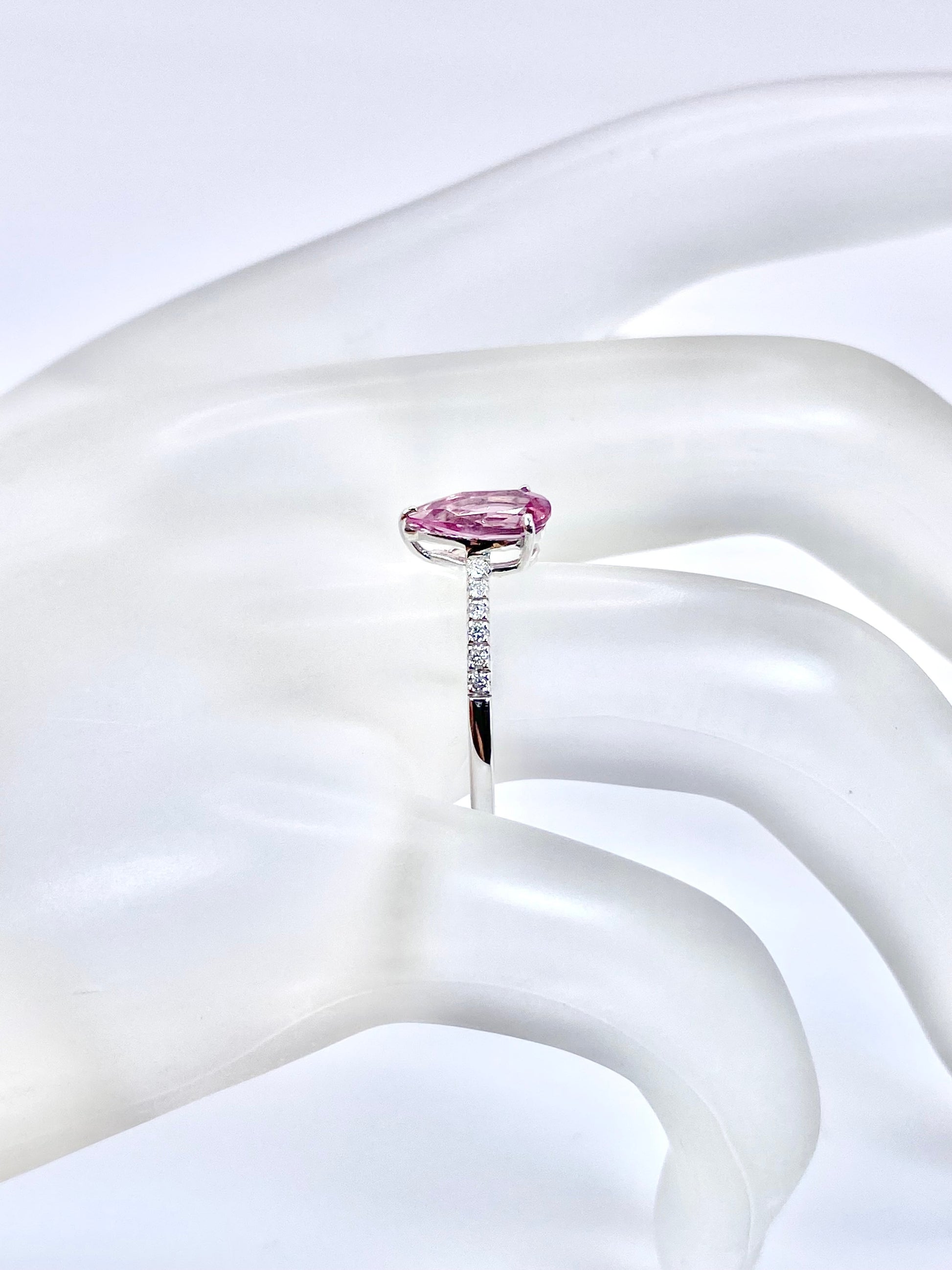 【夏季全体SALE（ジュエリー）~7/31】マラヤガーネット 0.71ct / ダイヤモンド 計0.05ct  Pt900 リング 14号【リフレッシュメント(新品仕上げ・補修・洗浄等済)】【3日以内返品可（※カード/キャリア決済の場合）】