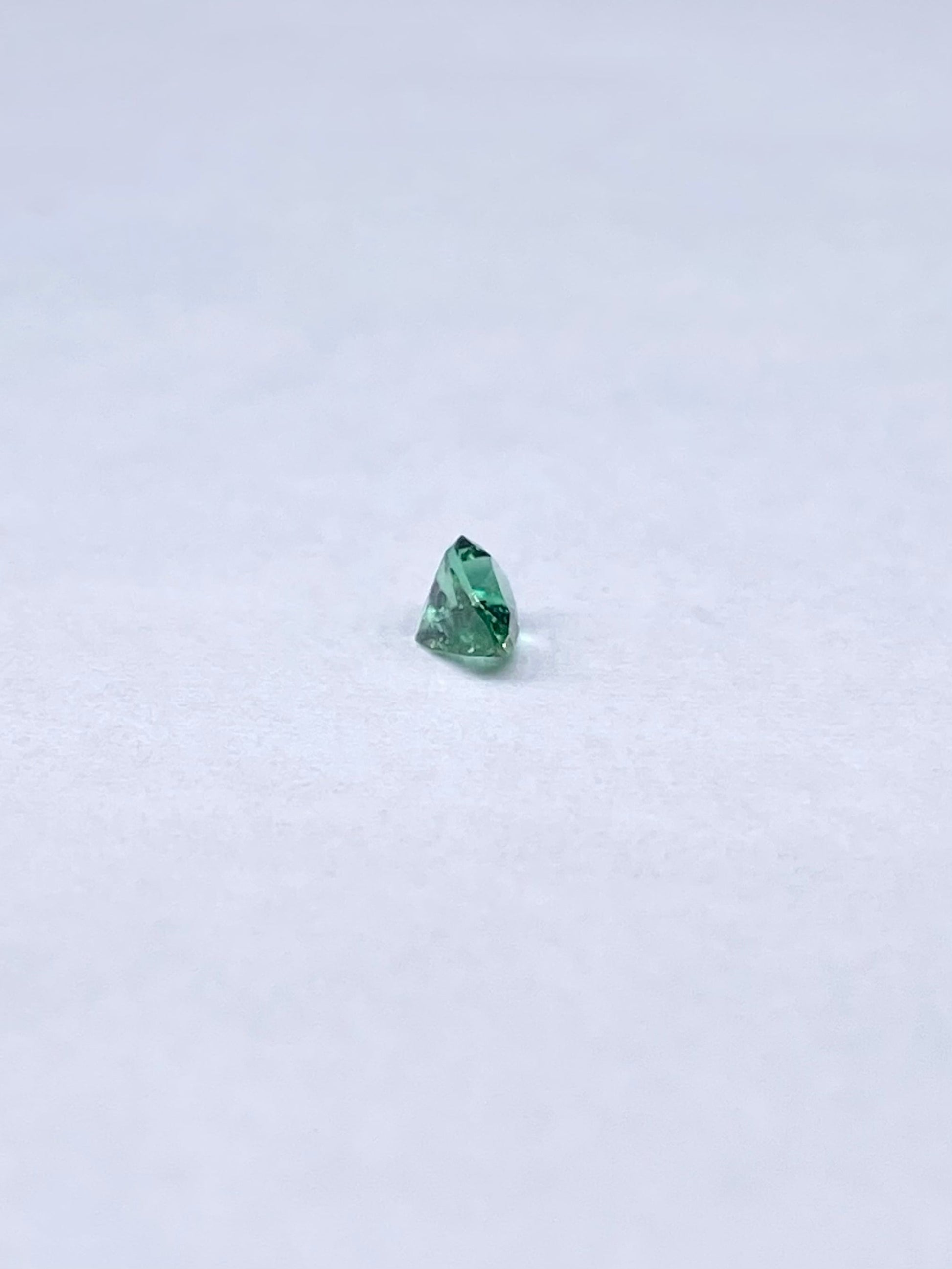 ラズーライト天藍石0.150ct ルース 4枚目