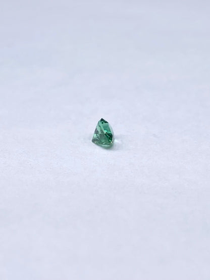 ラズーライト天藍石0.150ct ルース 4枚目