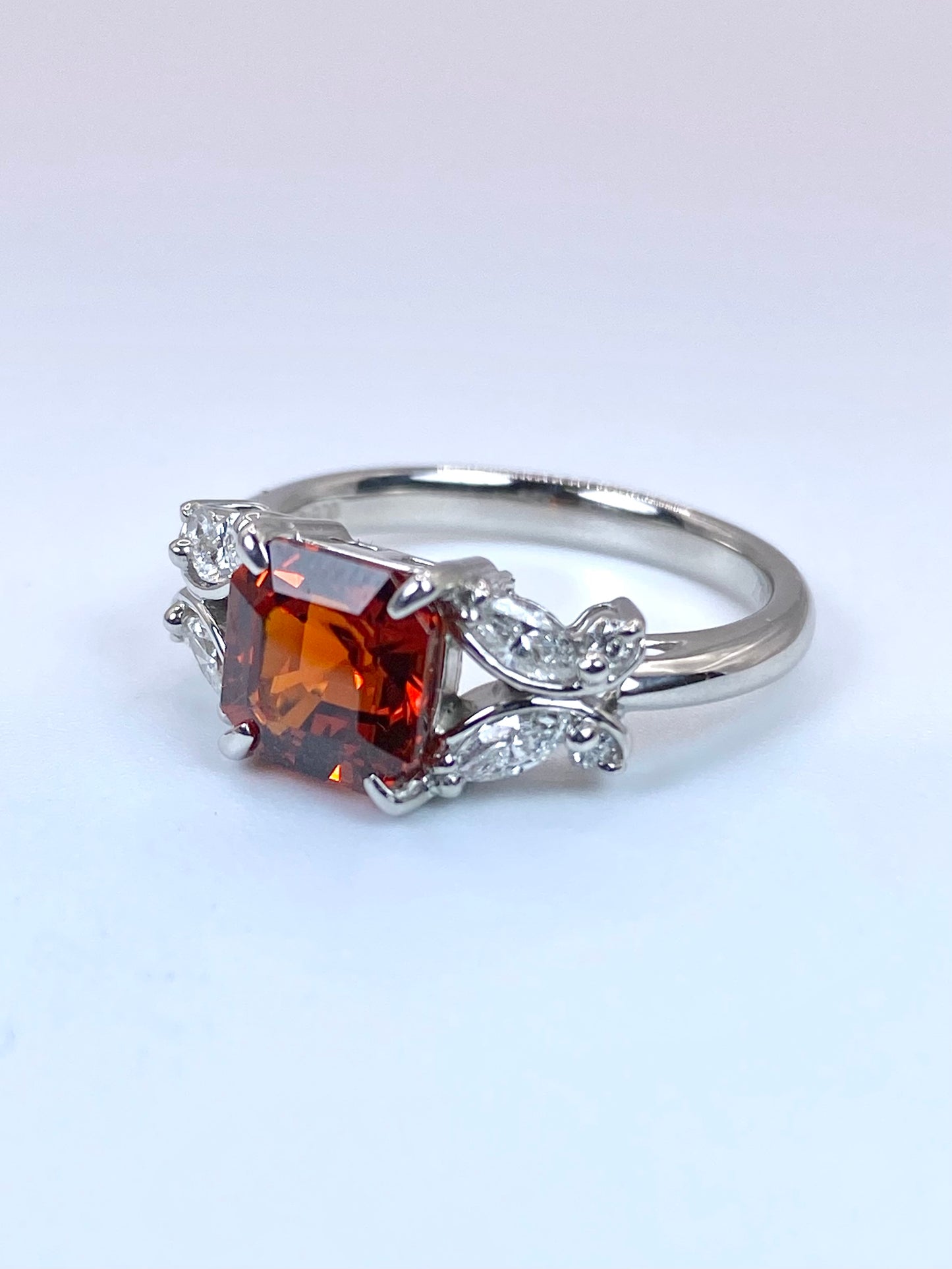 スペサルティンガーネット 2.437ct / ダイヤモンド 計0.37ct Pt900 リング 12.5号【リフレッシュメント(新品仕上げ・補修・洗浄等済)】【3日以内返品可（※カード/キャリア決済の場合）】