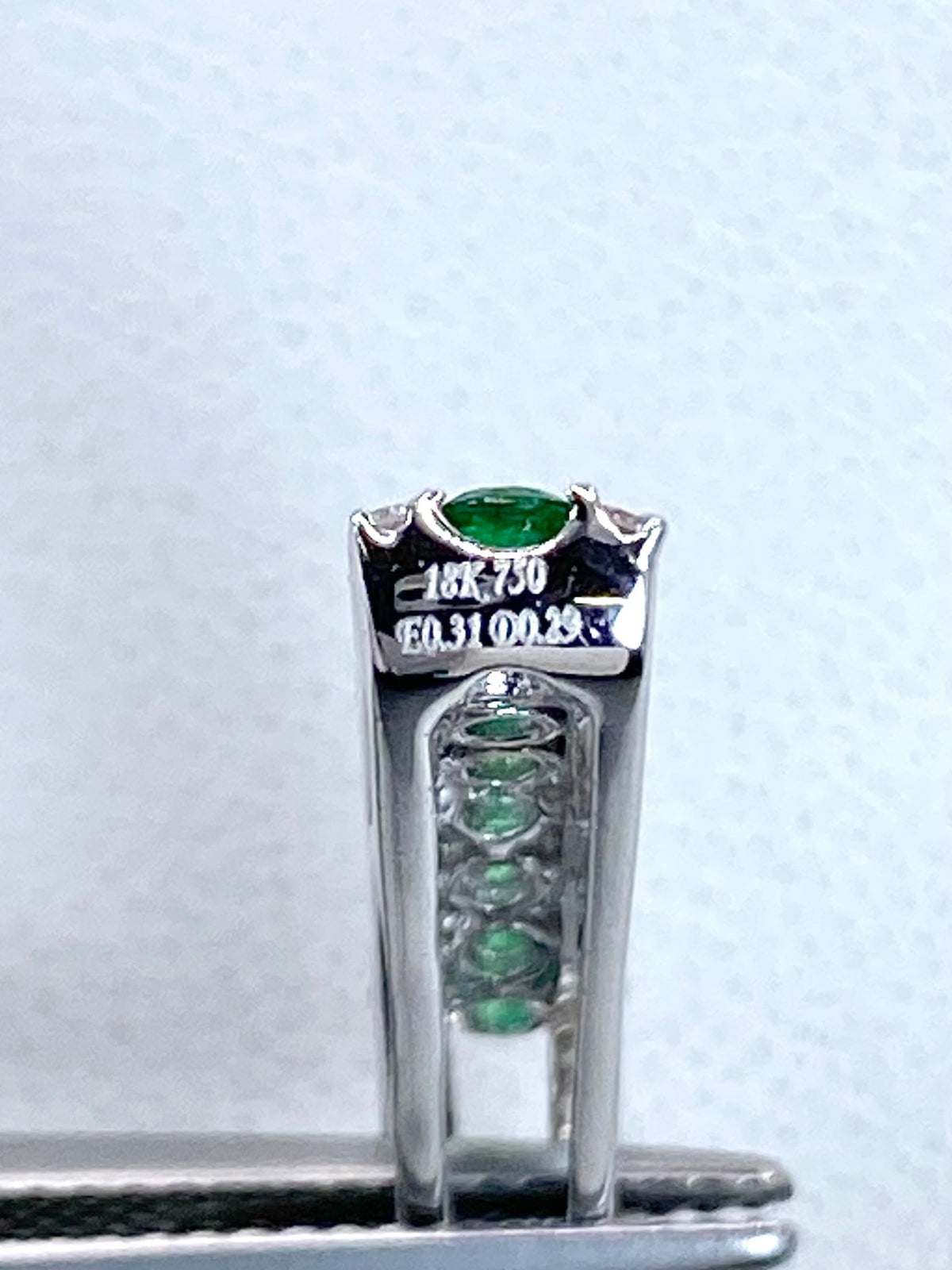 エメラルド 計0.31ct / ダイヤモンド 計0.29ct  18K/750/K18WG ネックレス【リフレッシュメント(新品仕上げ・補修・洗浄等済)】