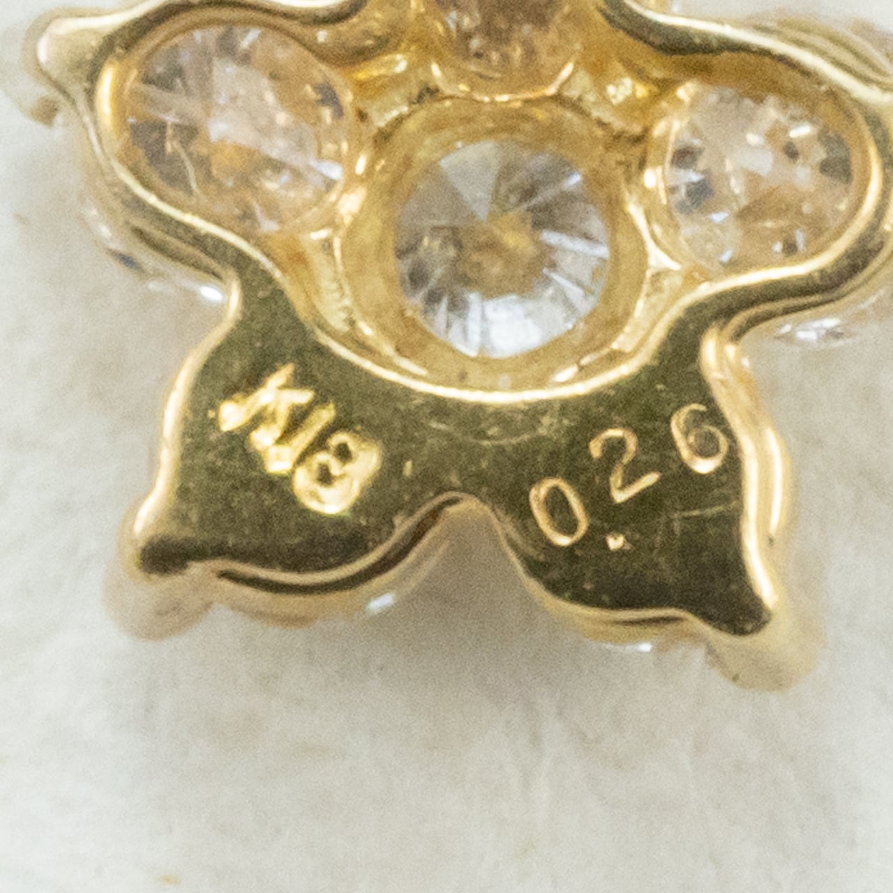 K18 ヴィンテージ ゴールド ジュエリー ダイヤモンド 0.26ct 花 フラワー シンプルデザイン ボールチェーン ネックレス 40.5cm CHP00878