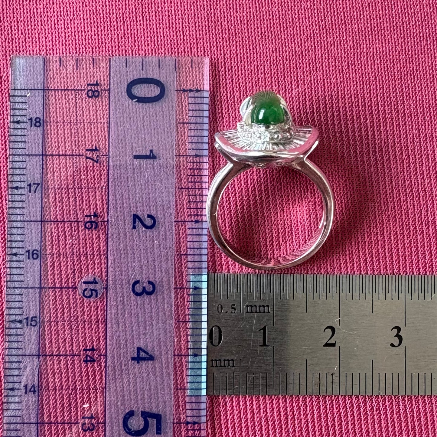 昭和レトロ Pt900 翡翠風グリーンストーン バゲットダイヤモンドリング / 千本透かし ヴィンテージリング クラシカルデザインMOR00700