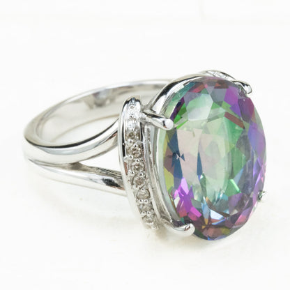 ヴィンテージジュエリー シルバーカラー ホワイトゴールド  K18WG ミスティックトパーズ 11.695ct  ダイヤモンド 0.10ct  OKR00248