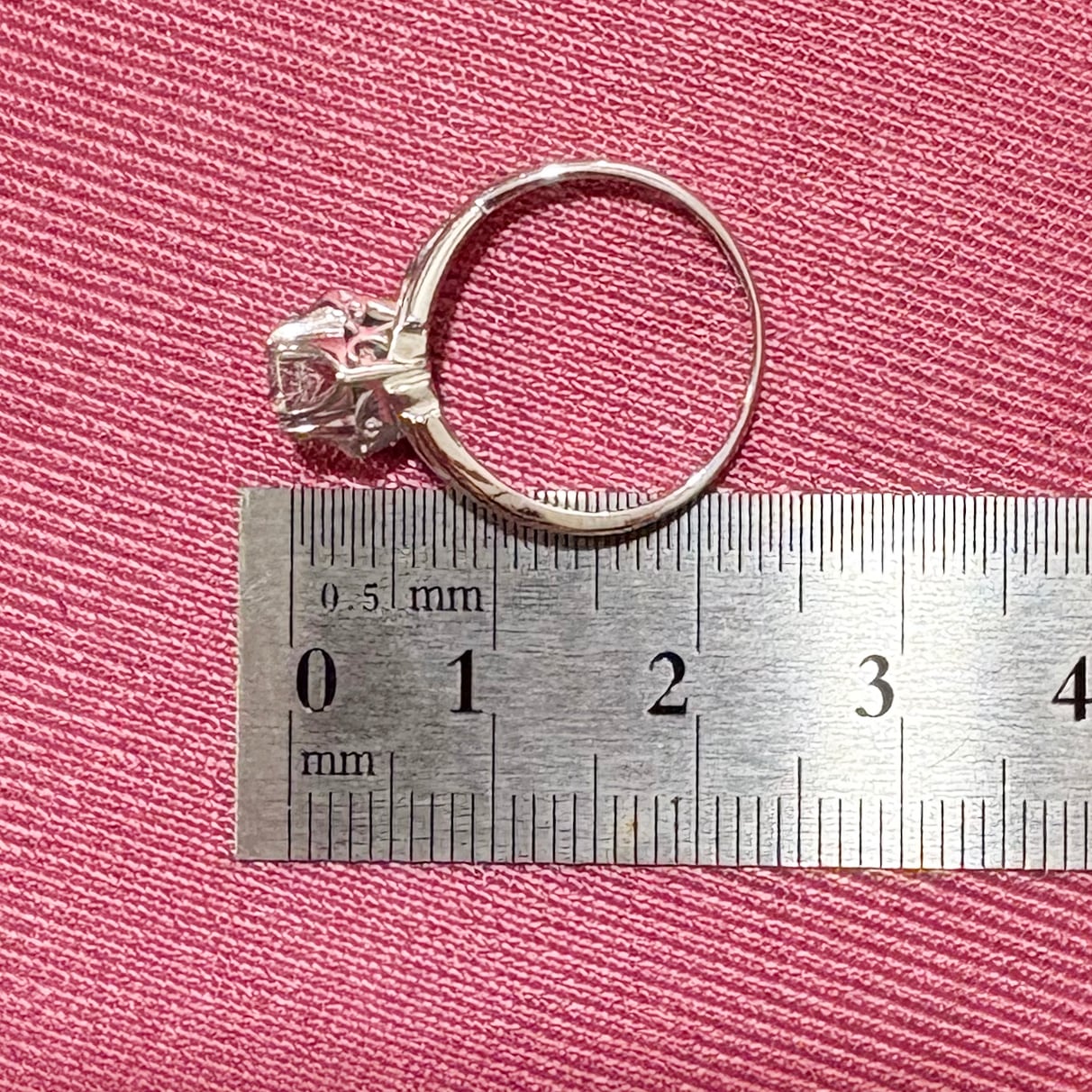 昭和ジュエリー ダイヤモンドリング K14WG ヴィンテージ 昭和レトロ 花モチーフ ソリテール 指輪 一粒ダイヤ ホワイトゴールド MOR00637