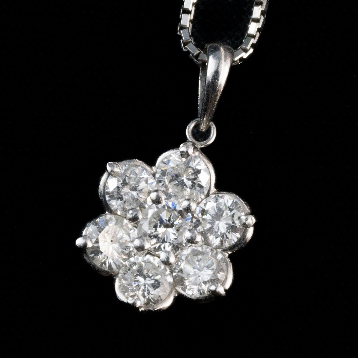 Pt900 ダイヤモンド1.02ct フラワー クラスター ペンダント トップ チャーム ヴィンテージ 小花デザイン 上品な輝き MOP00239