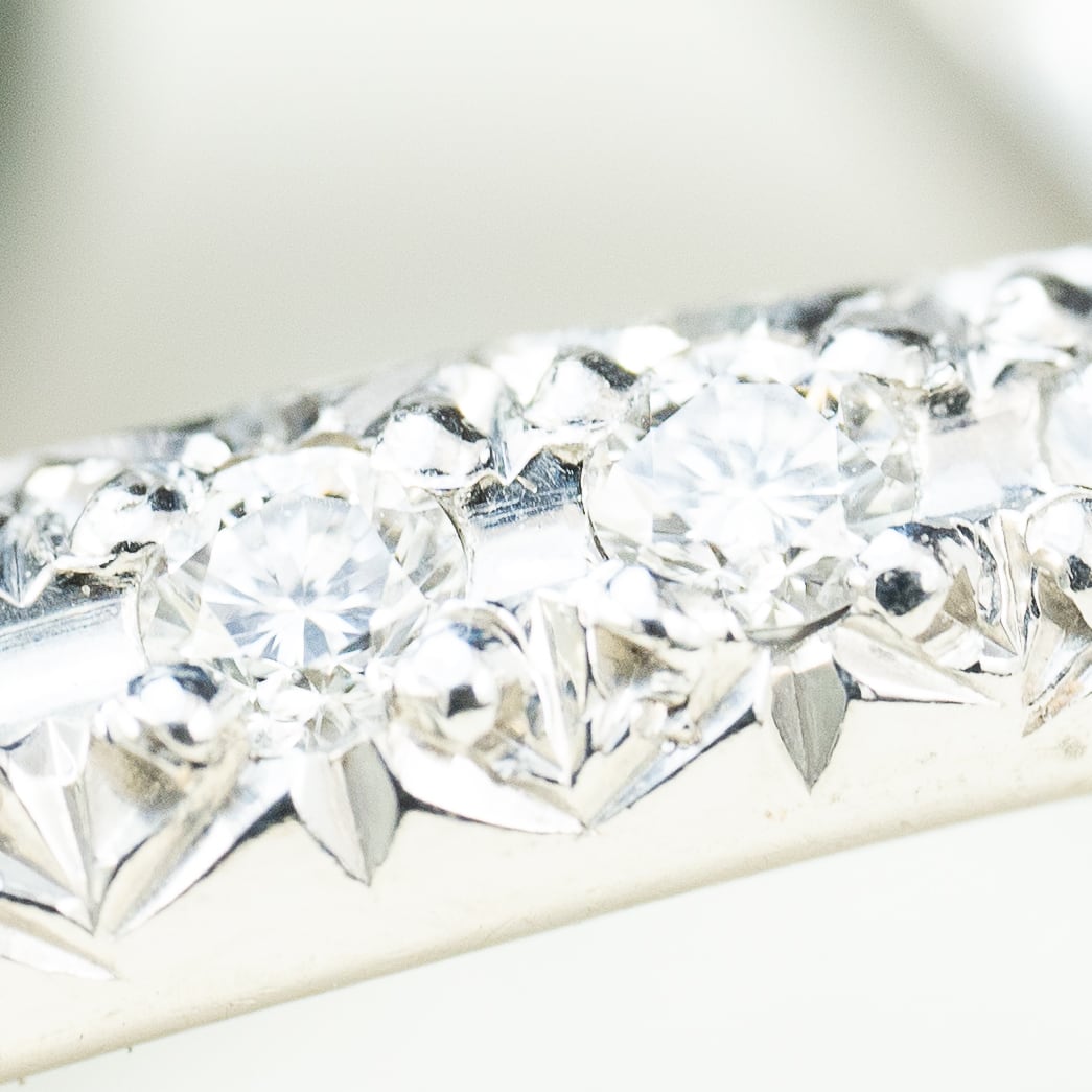 K18WG 黒蝶真珠 ピーコックカラー ダイヤモンド  0.25ct  4.0g 9.0mm珠 MOP00274