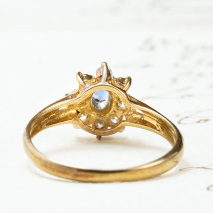 ヴィンテージジュエリー 服部時計店 K18  サファイア 0.17ct  ダイヤモンド 0.2ct クラスター 小花デザイン ゴールド リング 〜楚々とした高原の花のような優しさ〜OKR00245