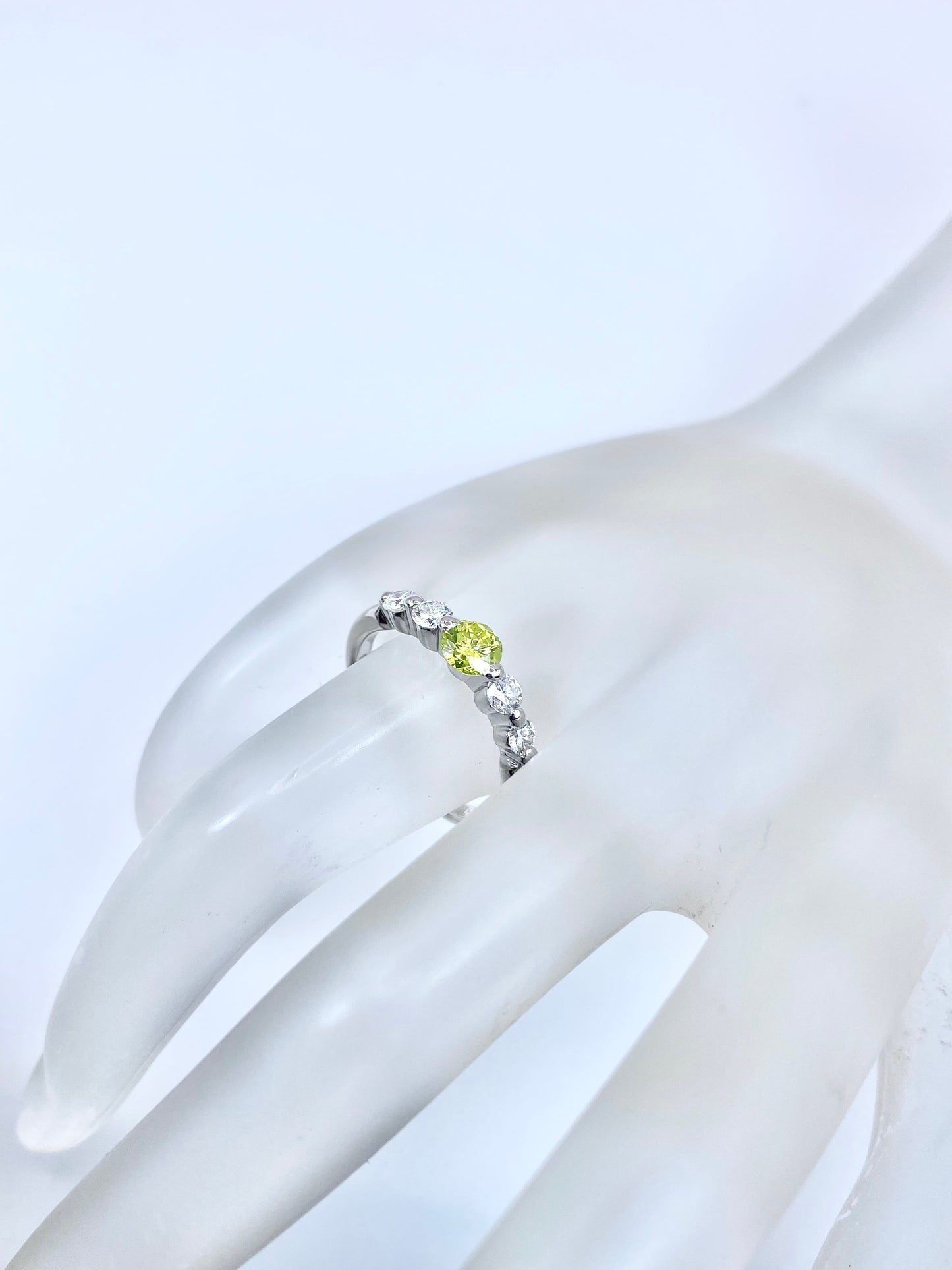 ダイヤモンド（トリート） 0.361ct / ダイヤモンド 計0.353ct Pt900 リング 11号【リフレッシュメント(新品仕上げ・補修・洗浄等済)】【3日以内返品可（※カード/キャリア決済の場合）】