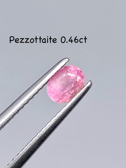 【希少石】ペッツォタイト 0.46ct ルース