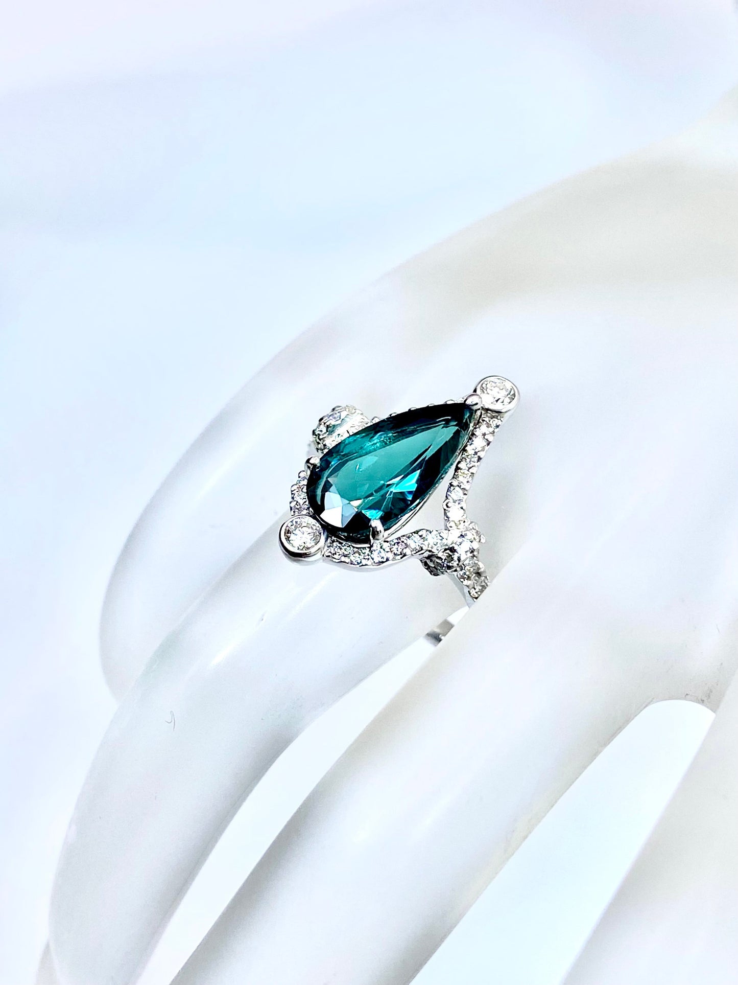 トルマリン 2.98ct / ダイヤモンド 計0.51ct Pt950リング 12号【リフレッシュメント(新品仕上げ・補修・洗浄等済)】【3日以内返品可（※カード/キャリア決済の場合）】