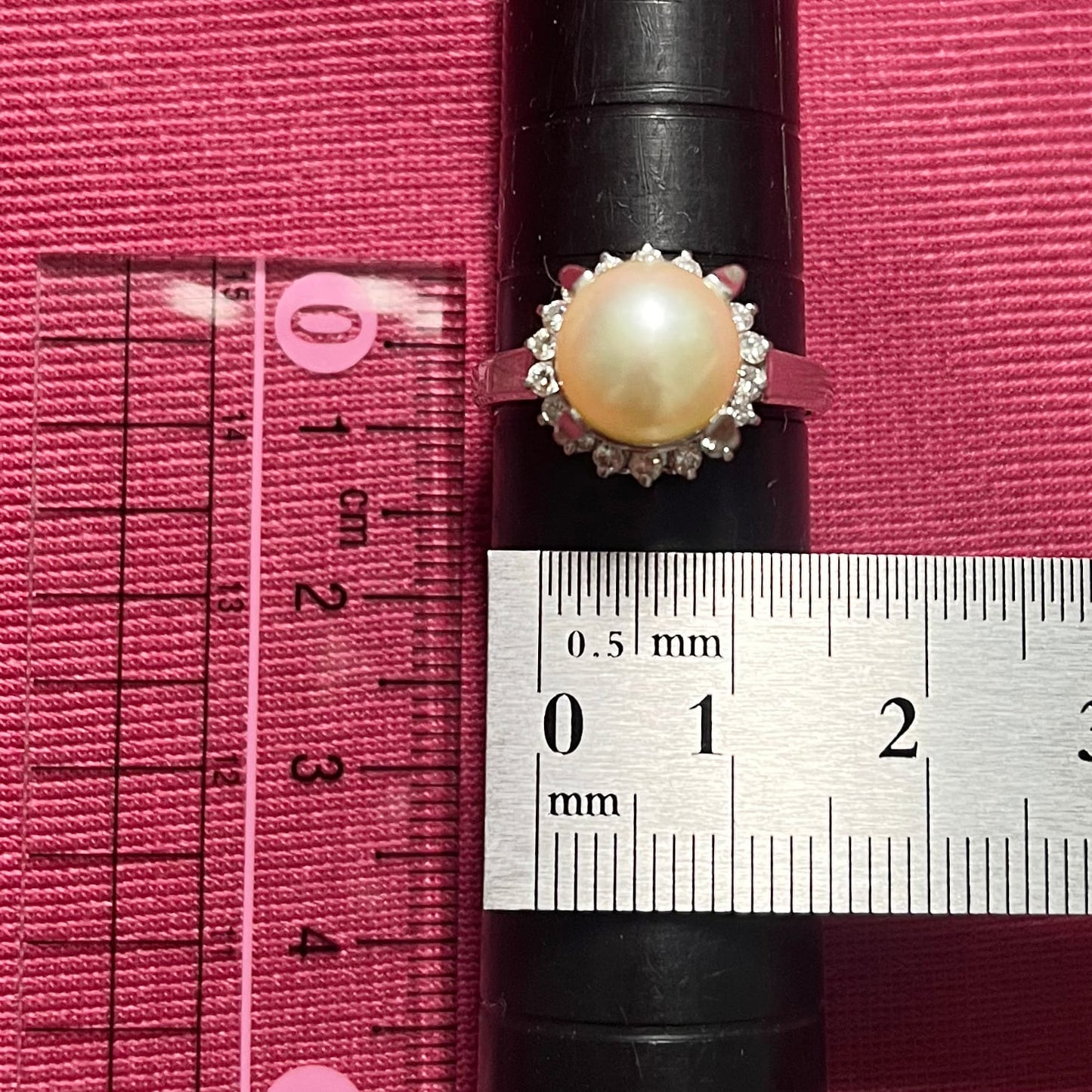 昭和レトロ Pt900 パール約9.0mm D0.36 １珠 デザイン ヴィンテージ リング 〜大輪の花が咲いたような美しさ〜 MOR00613
