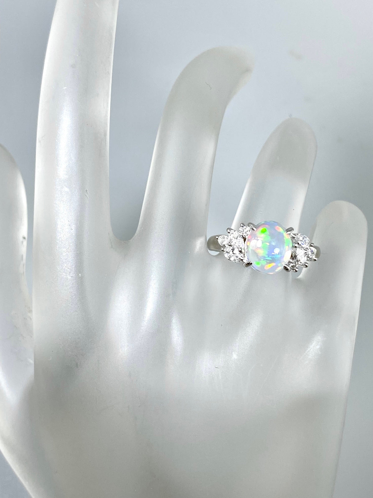 ウォーターオパール 1.61ct / ダイヤモンド 計0.45ct Pt900 リング 12.5号【リフレッシュメント(新品仕上げ・補修・洗浄等済)】