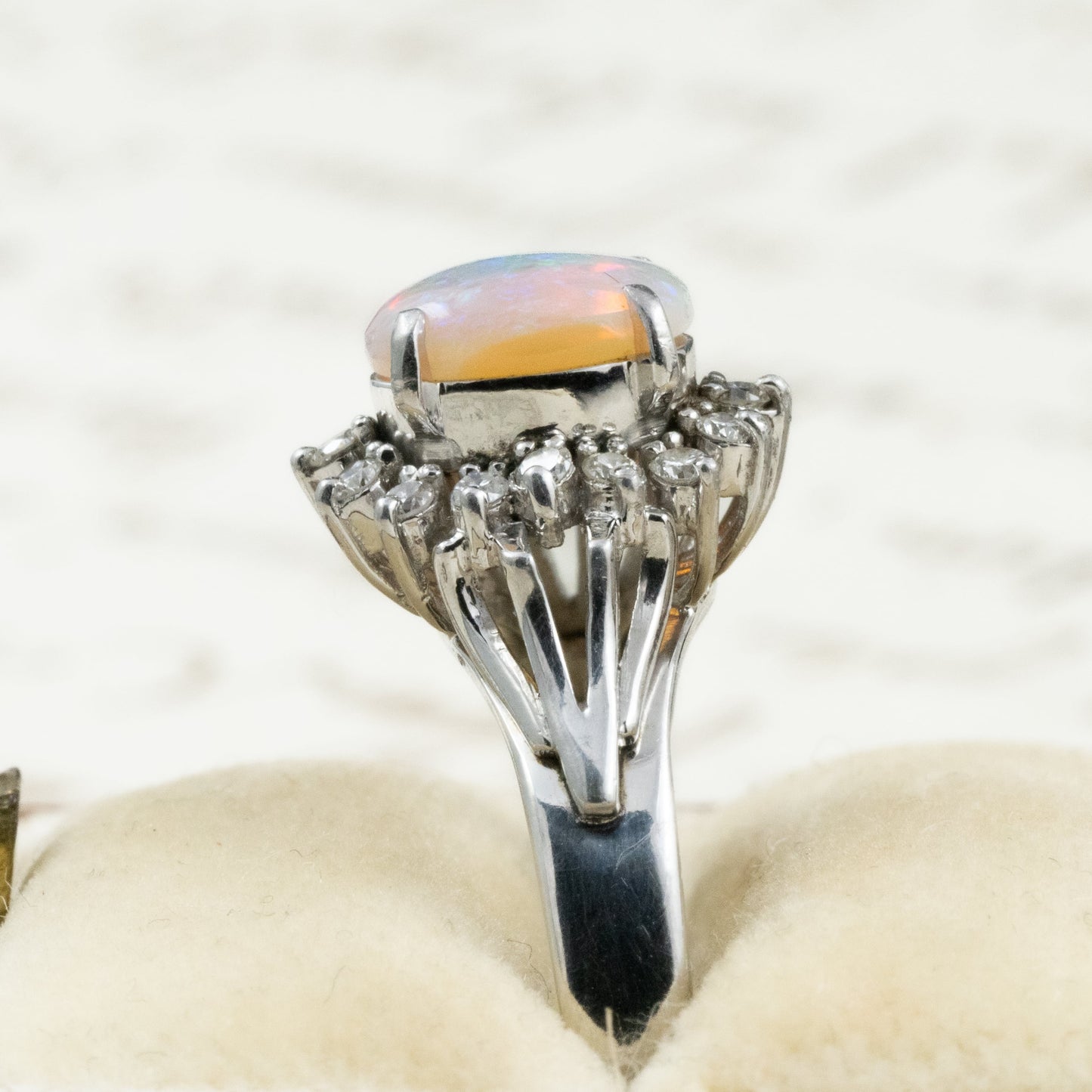 昭和ジュエリー オパール ダイヤモンド リング Pt900 0.78ct ヴィンテージ 昭和レトロ 指輪 プラチナ MR00765