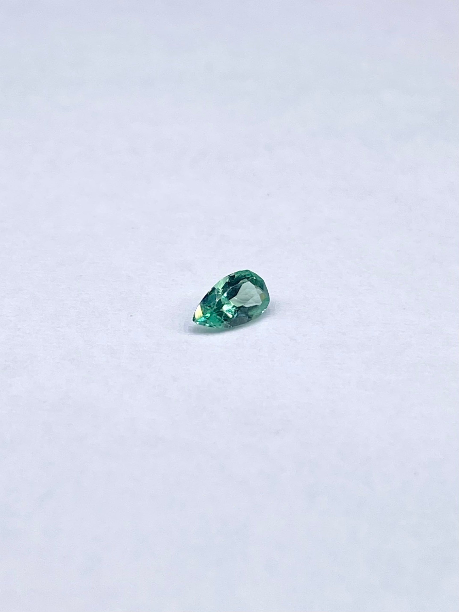 ラズーライト天藍石0.150ct ルース 3枚目