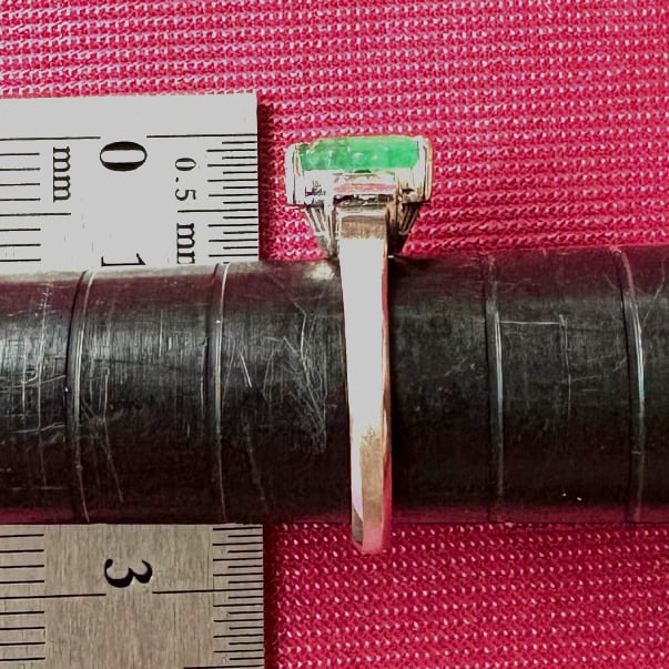 エメラルド ダイヤモンド リング 昭和レトロ スクエアフォルム バケットカット ヴィンテージ リング CHR02037